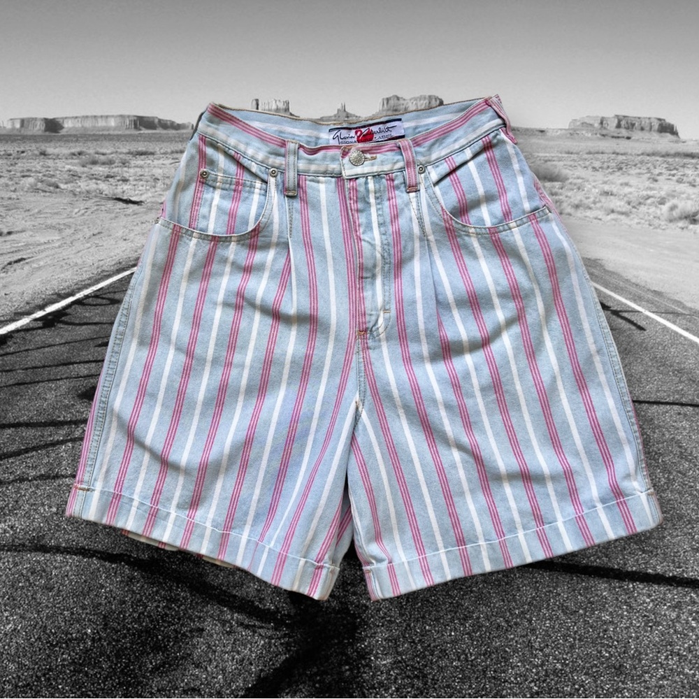 Vintage 90’s Gloria Vanderbilt Red/White/Blue Light Wash Denim Jean Shorts Jorts